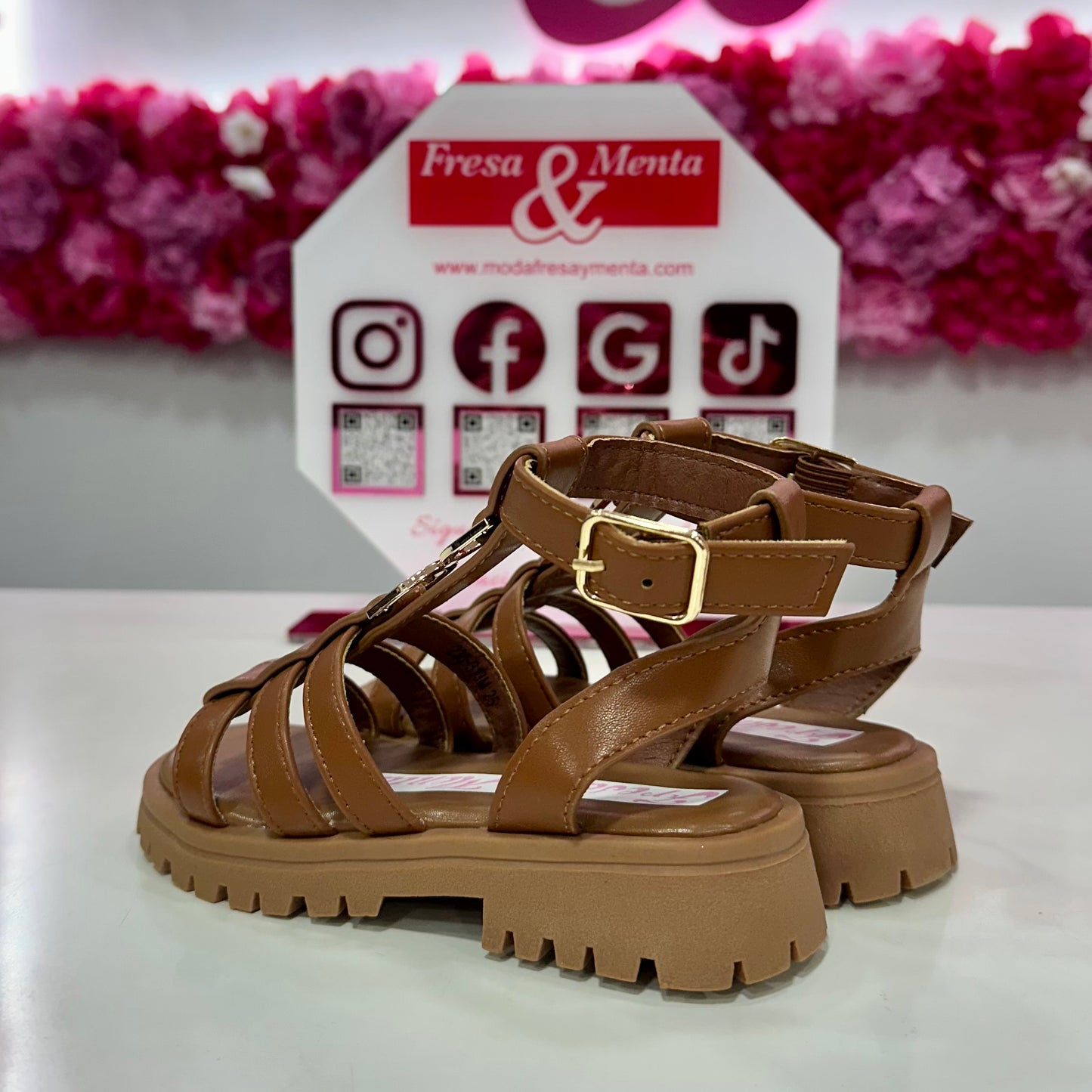 Sandalia plataforma camel