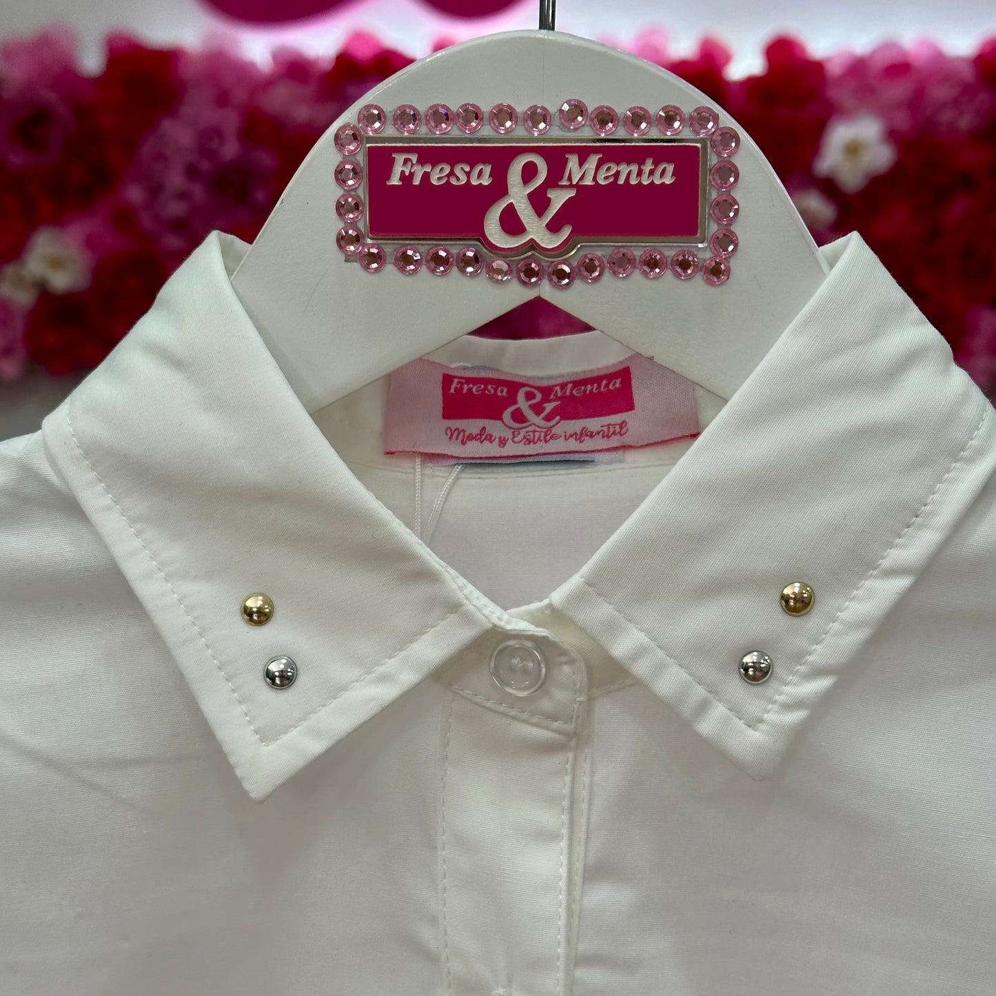 Camisa Básica tachuelas