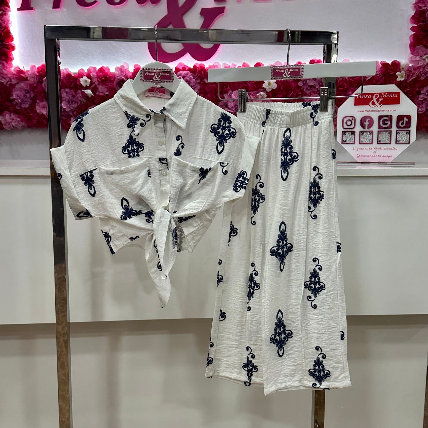 Conjunto camisa y pantalón ancho