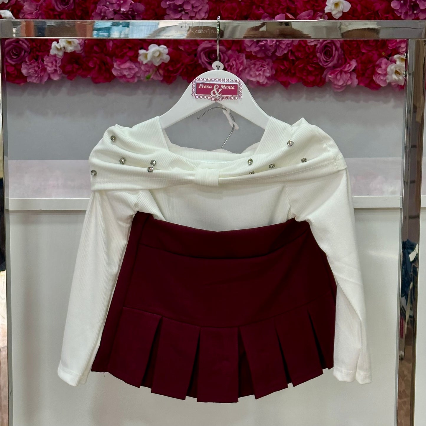 Conjunto falda pantalón