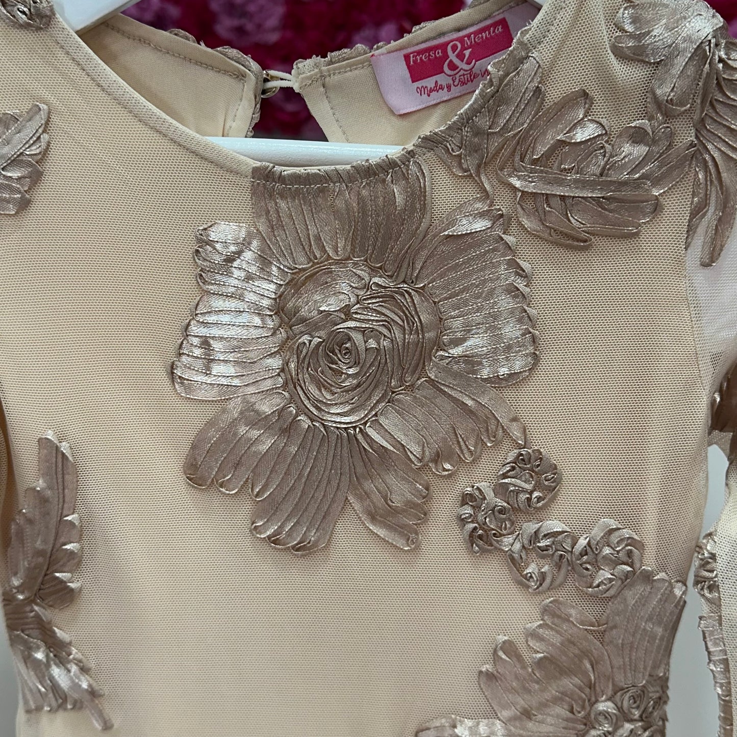 Vestido estampado en relieve