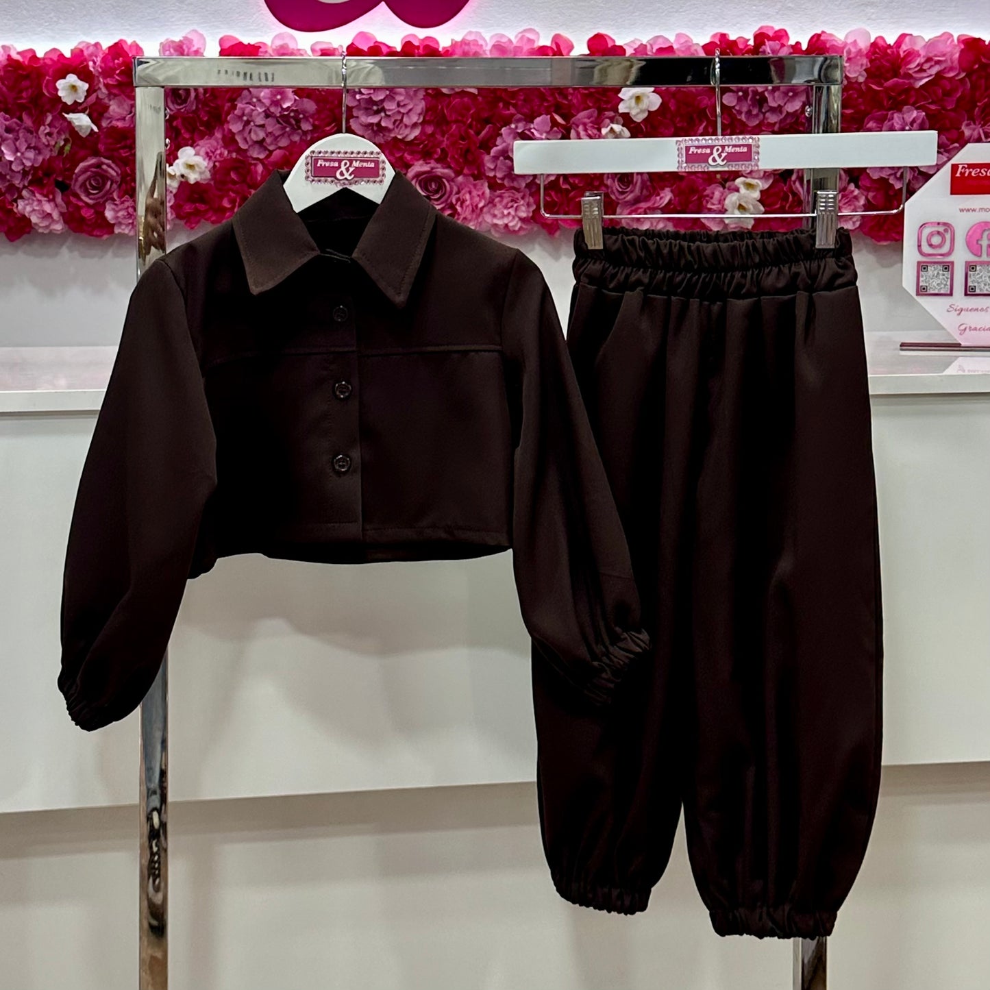 Conjunto camisa y pantalón globo