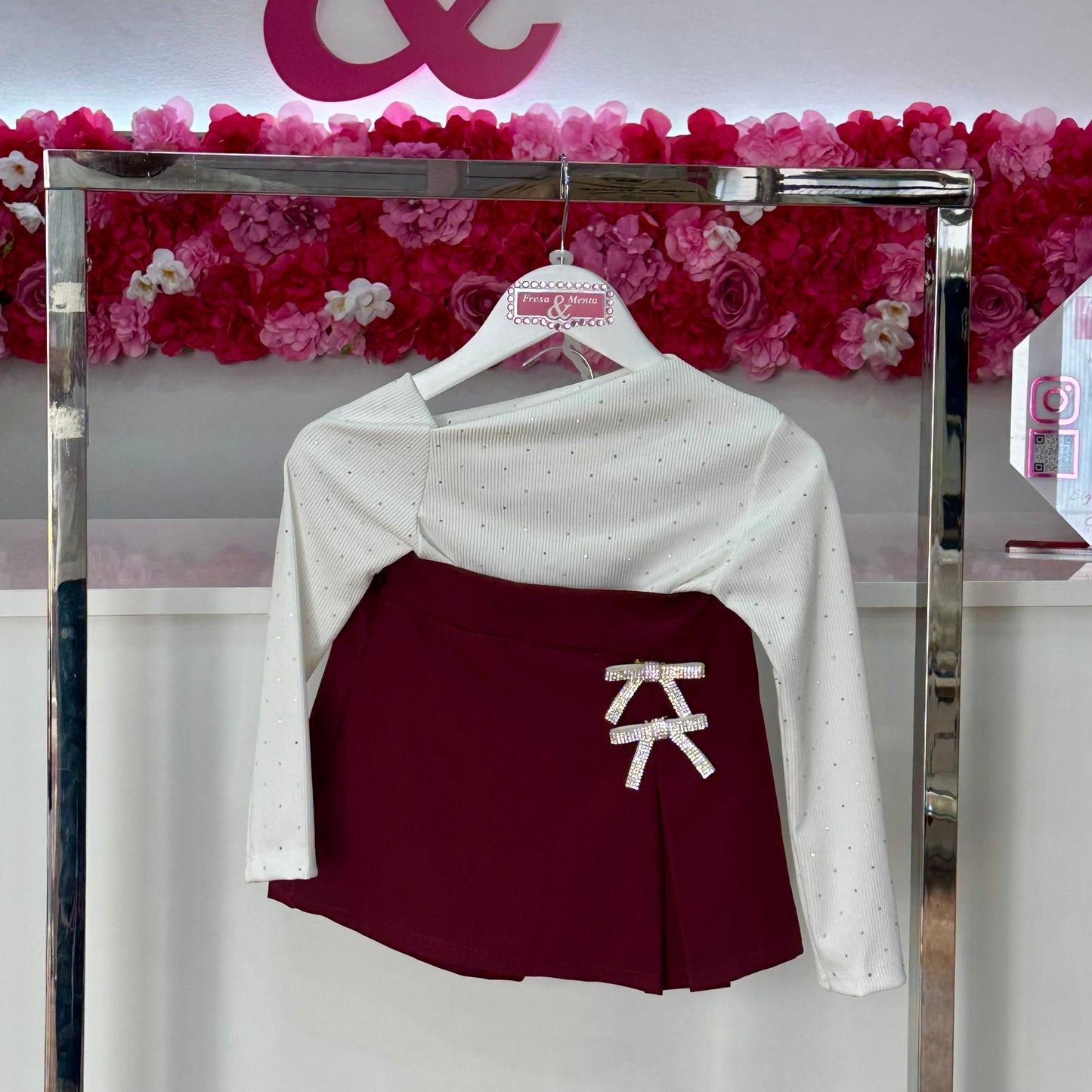 Conjunto falda pantalón