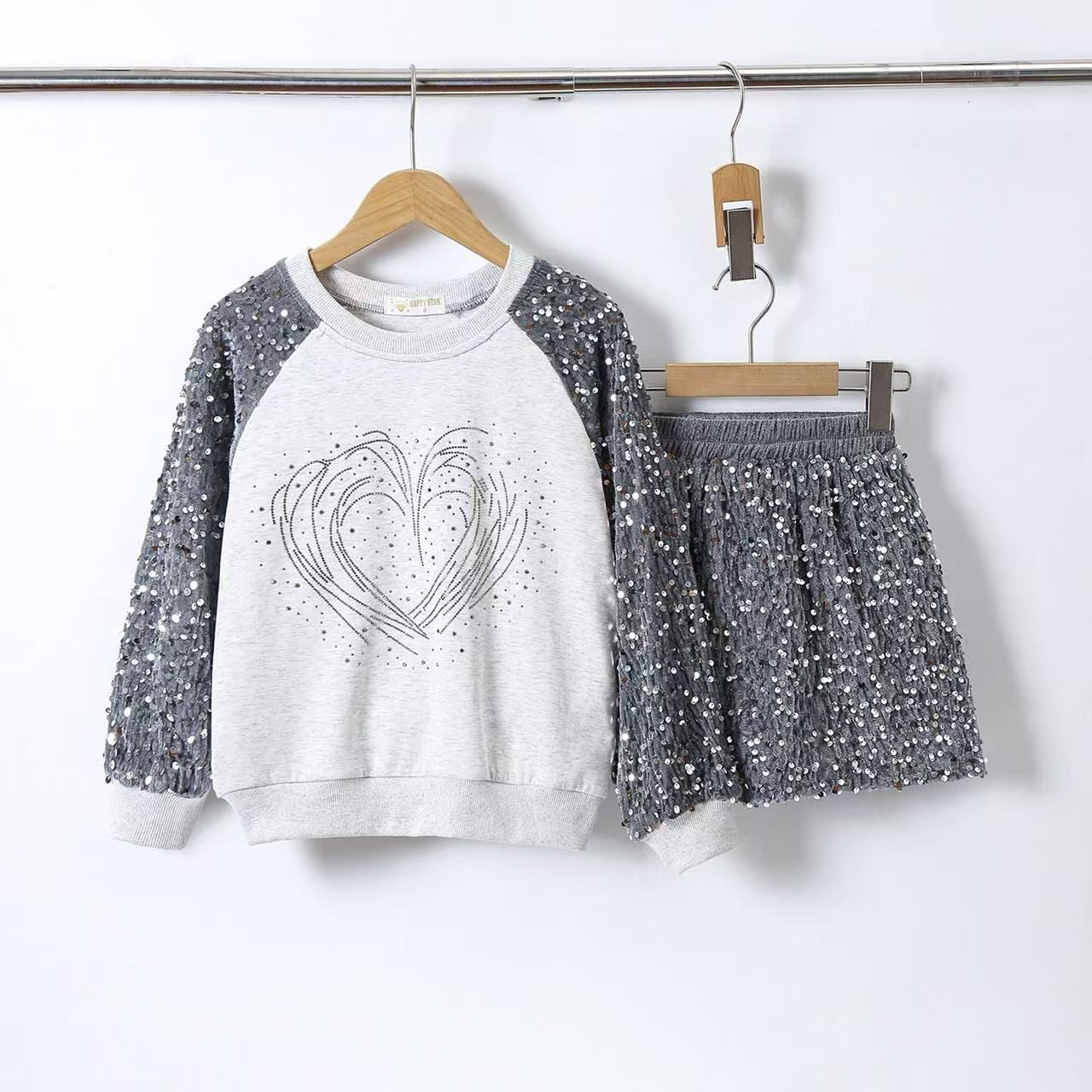 Conjunto lentejuelas corazón