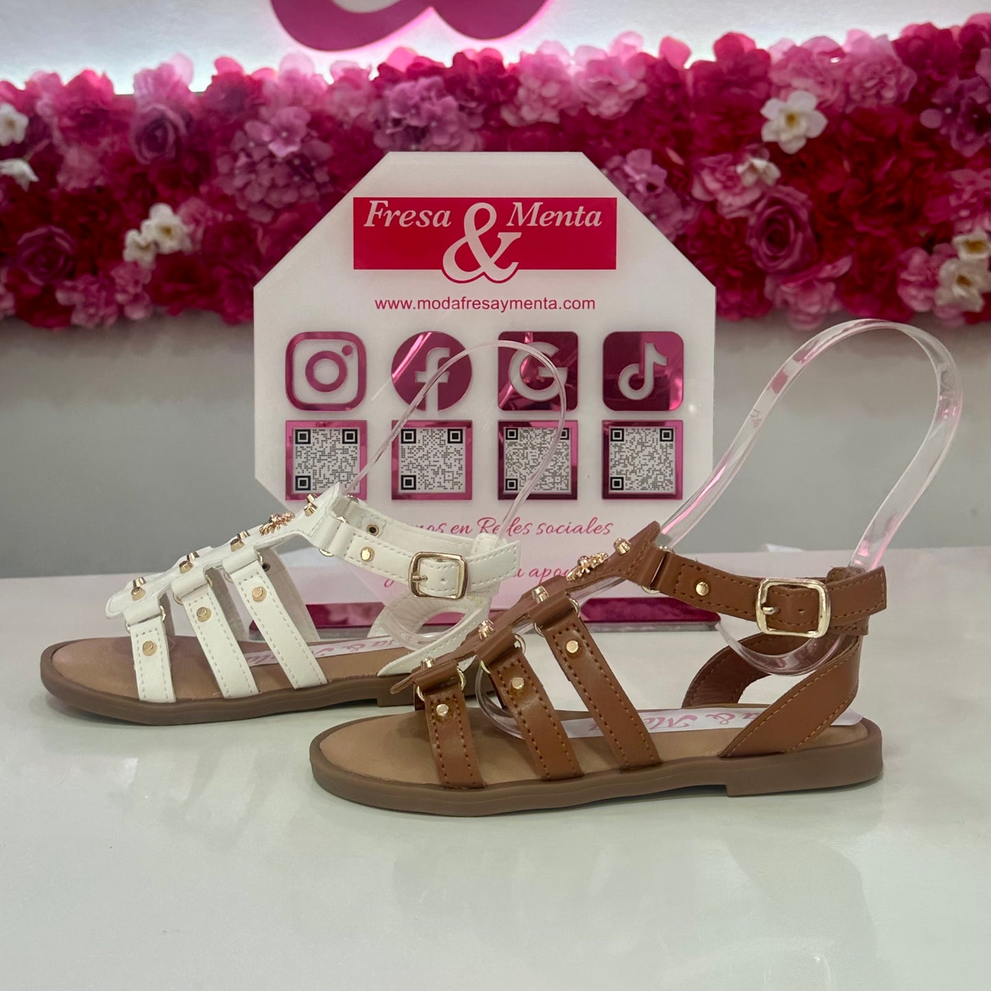Sandalias tiras