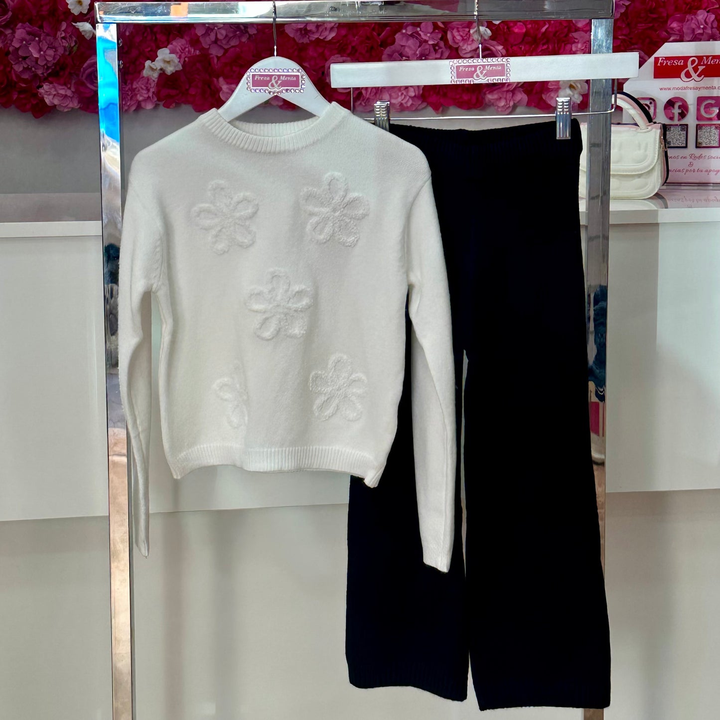 Conjunto lana flor