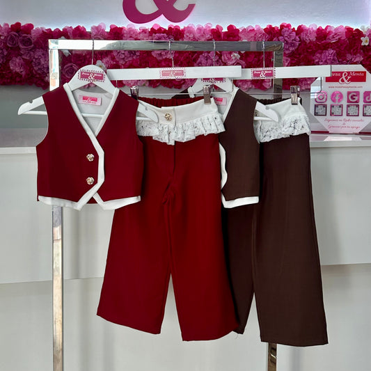 Conjunto chaleco y encaje