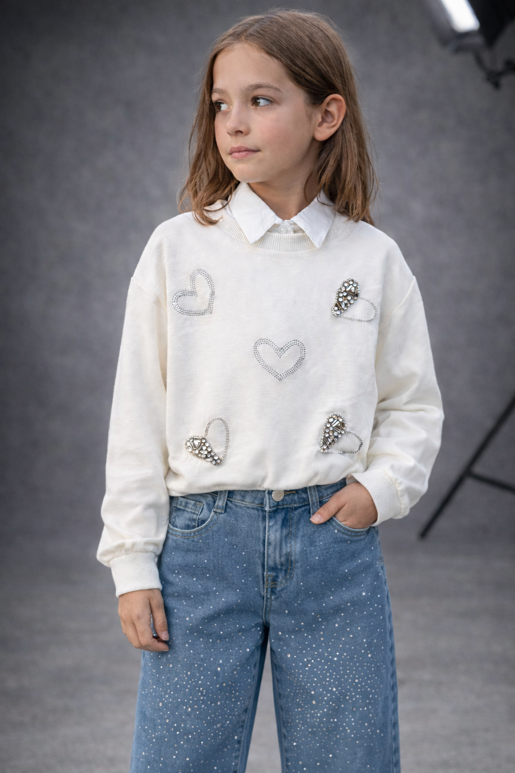 Sudadera corazones y pedrería