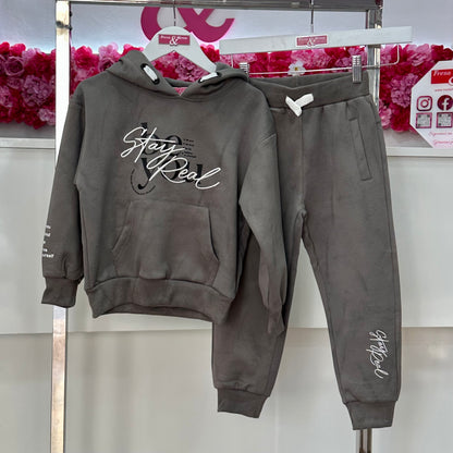 Chanda sudadera stay real
