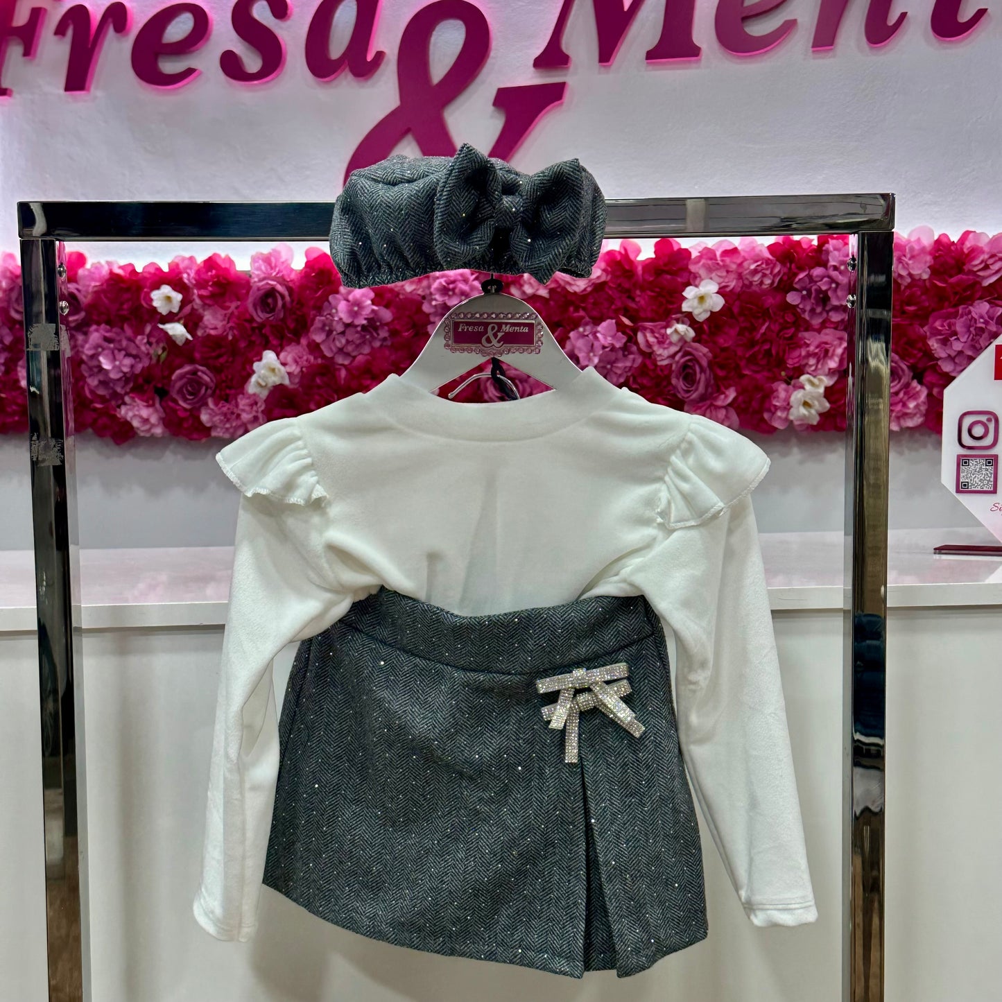 Conjunto brillo y boina