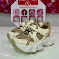 Zapatilla inspiración baby