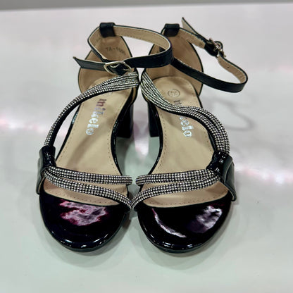 Tacones negros