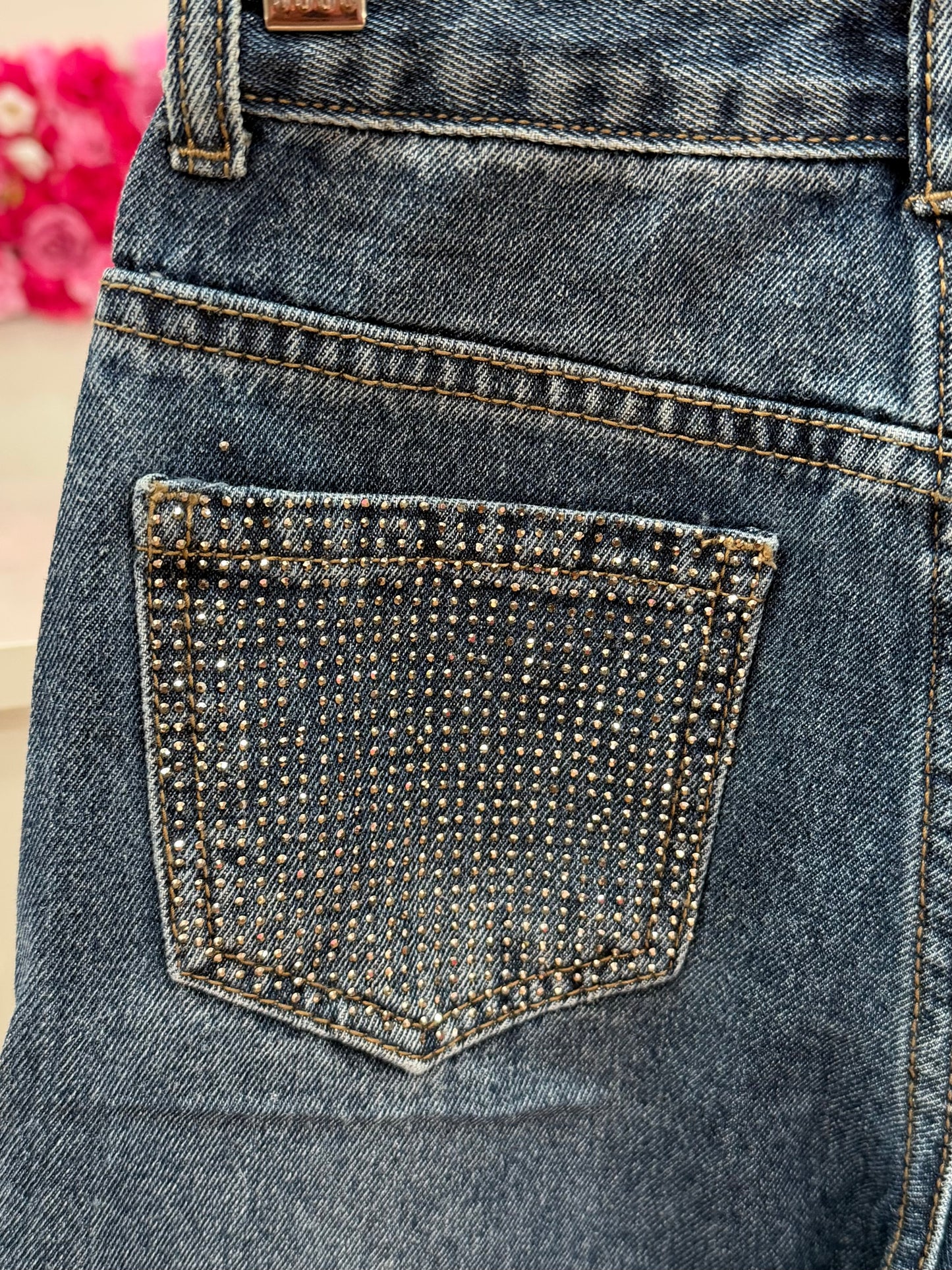 Jeans ancho con brillos