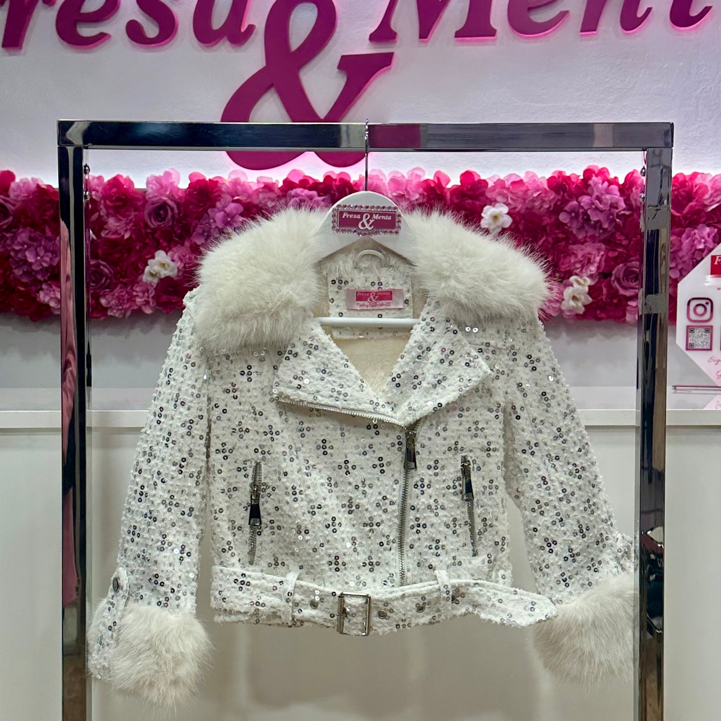 Chaqueta de lentejuelas blanca