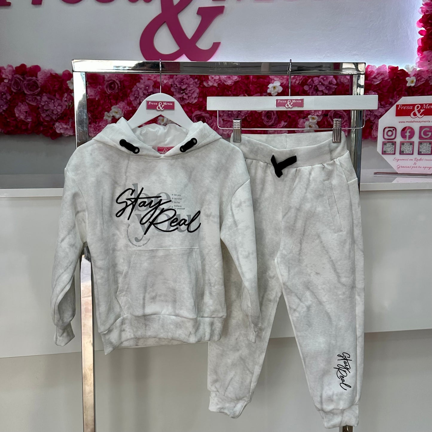 Chanda sudadera stay real