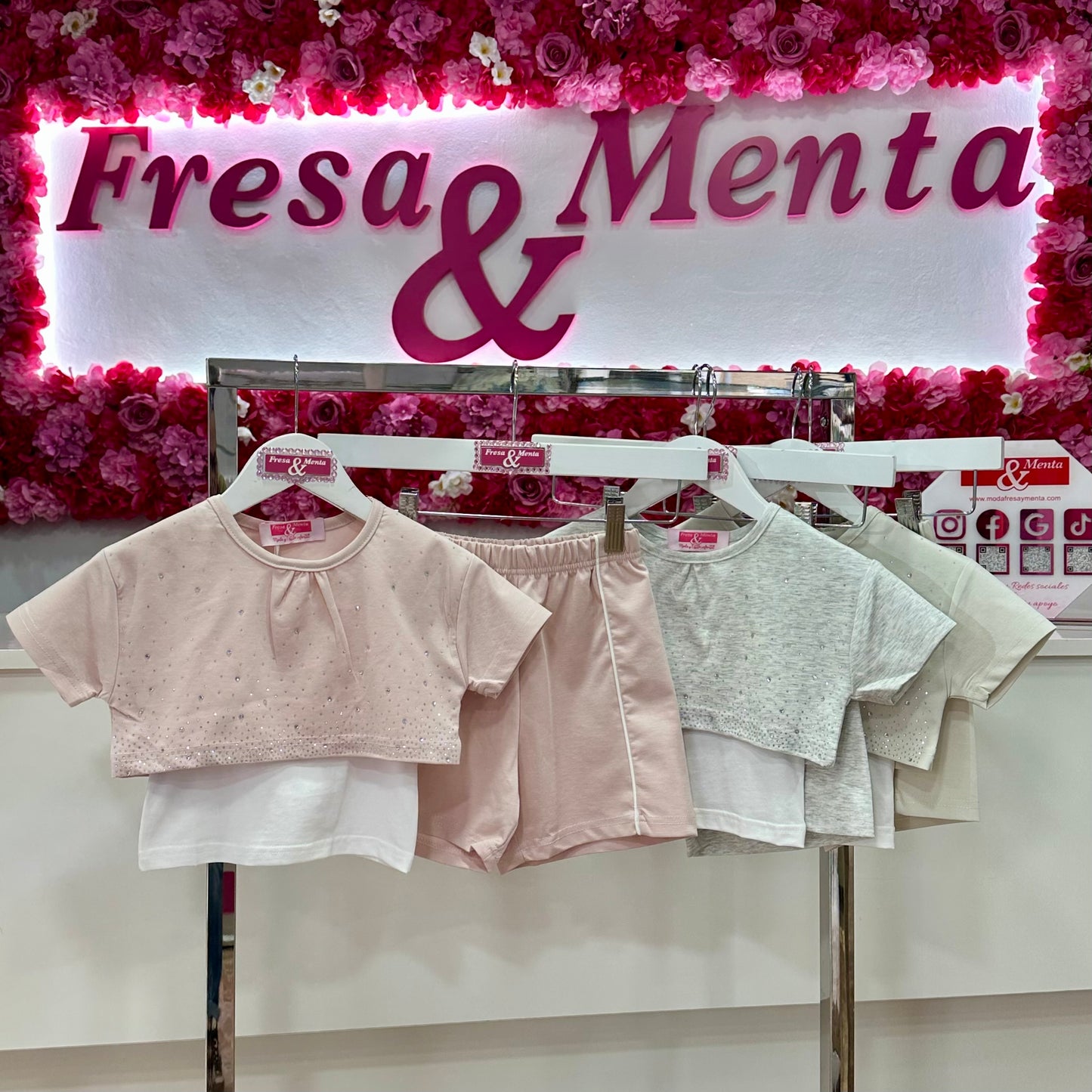 Conjunto sport con pedrería