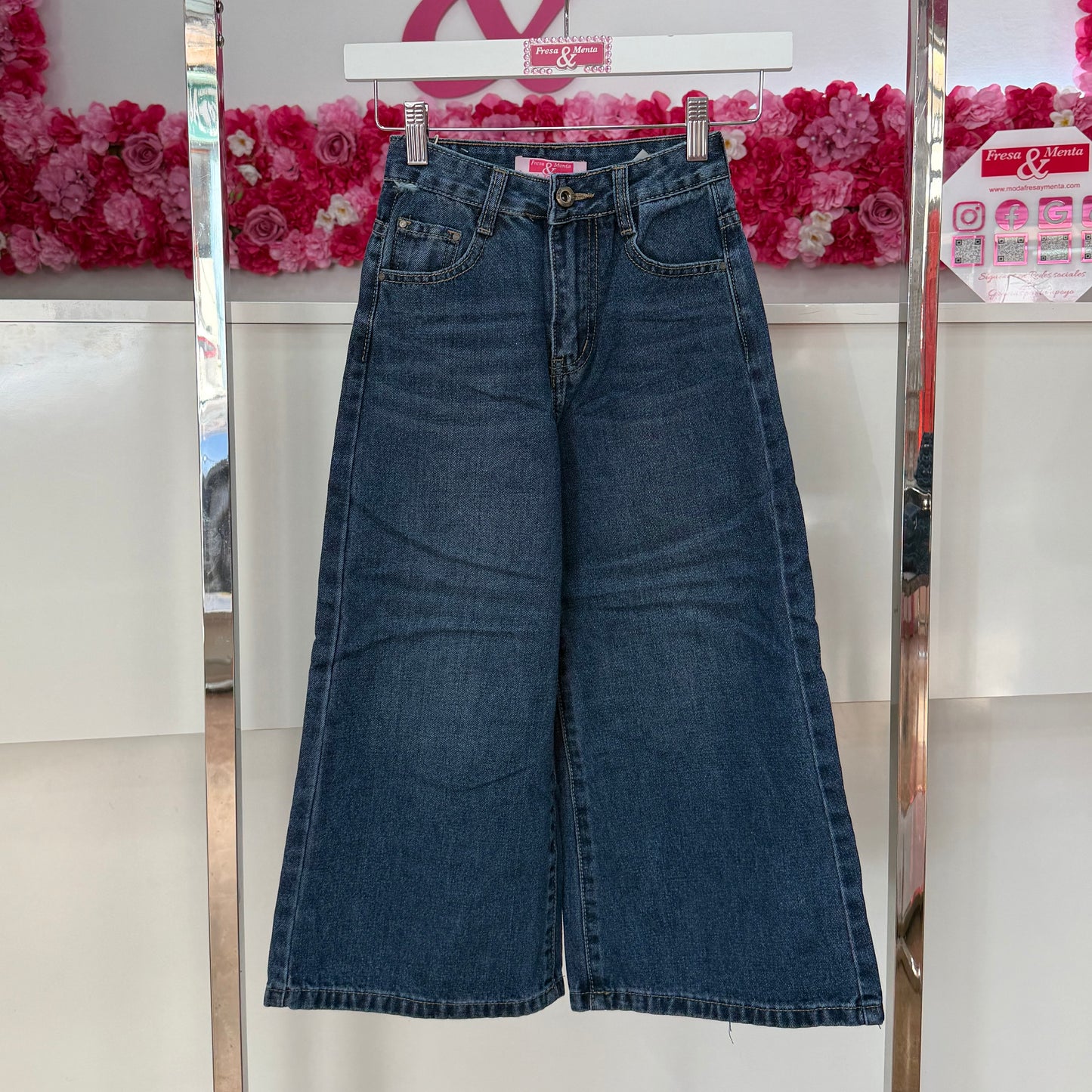 Jeans ancho con brillos