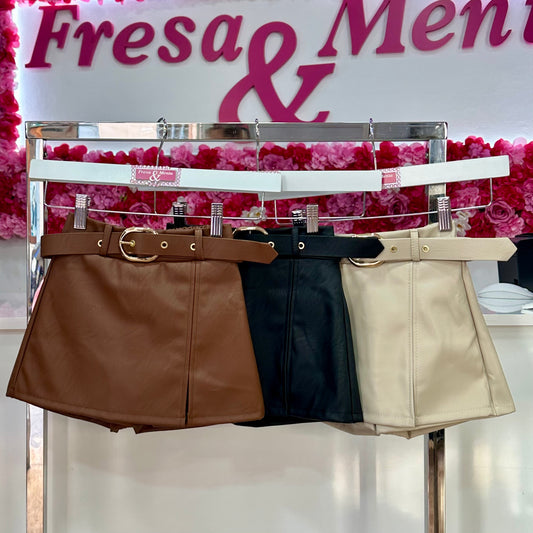 Falda pantalón poli piel