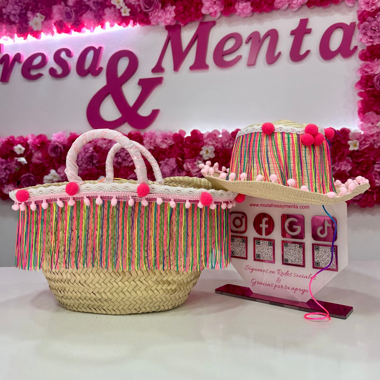 Set de cesta y sombrero