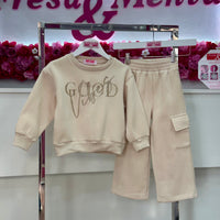 Conjunto sport y bolsillo cargo