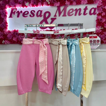 Pantalón pañuelo