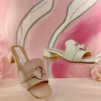 Mule Corazon Mini Tacón