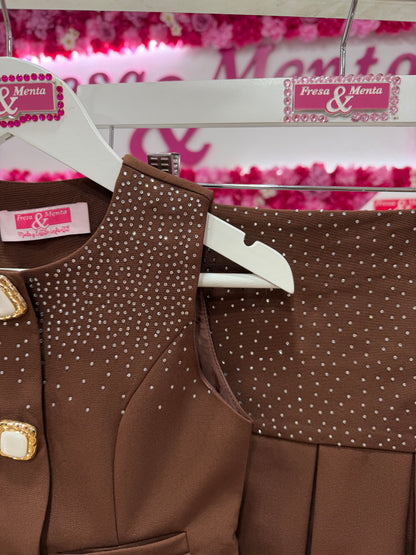 Conjunto charlo o y falda brillos ✨