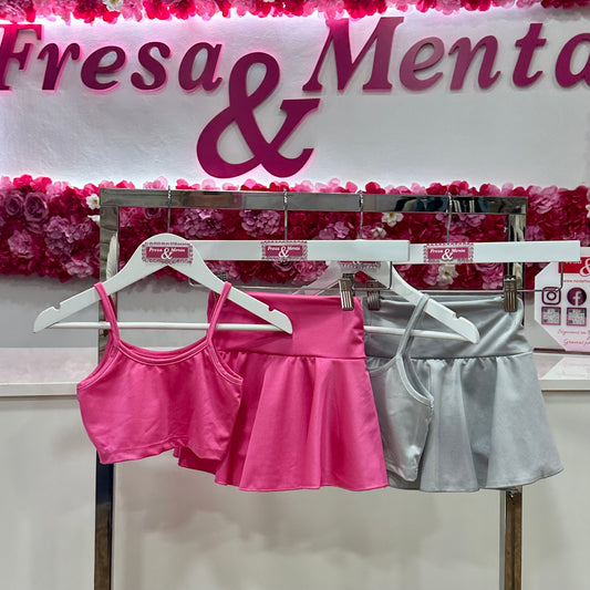 Conjunto falda pantalón sport metálico