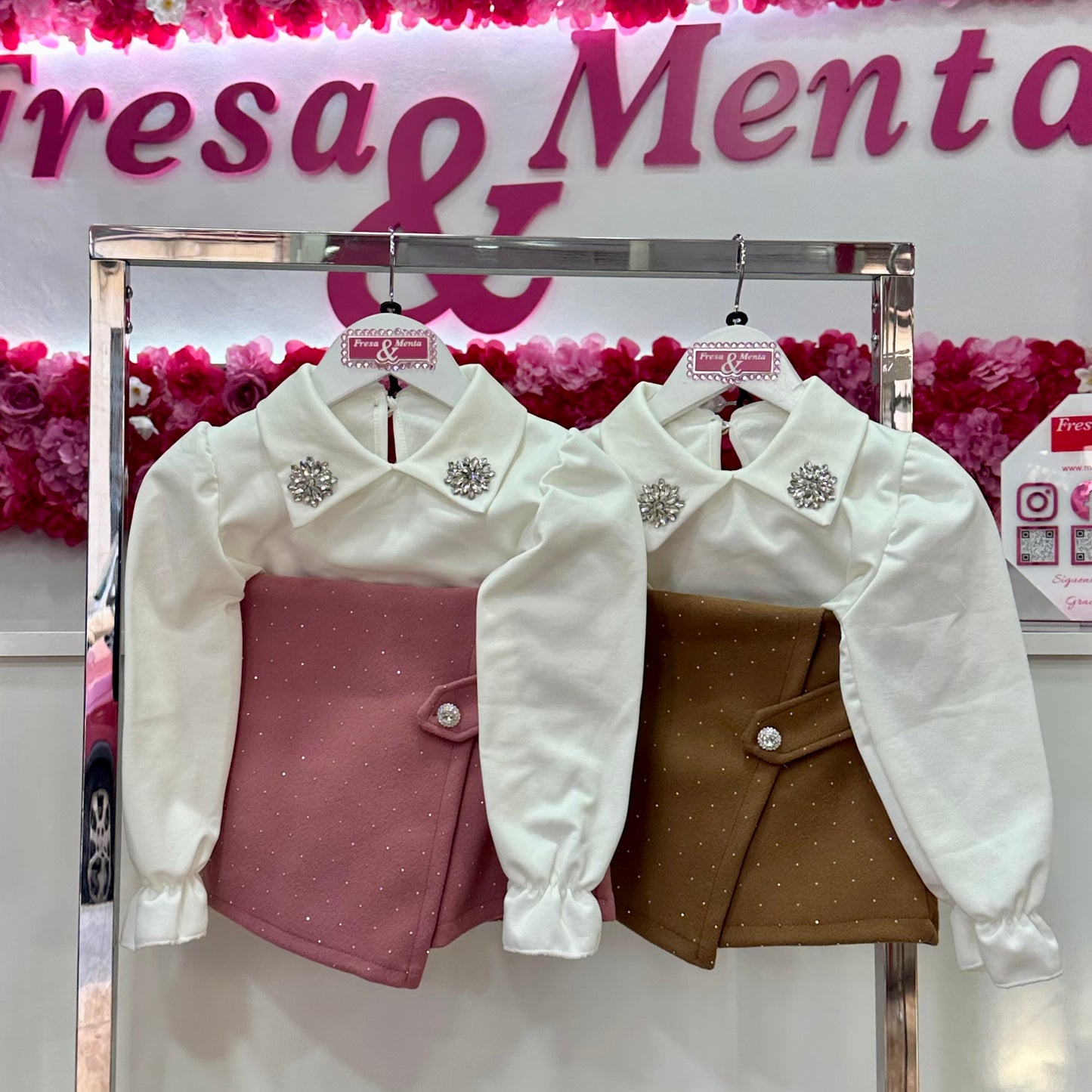 Conjunto falda pantalón