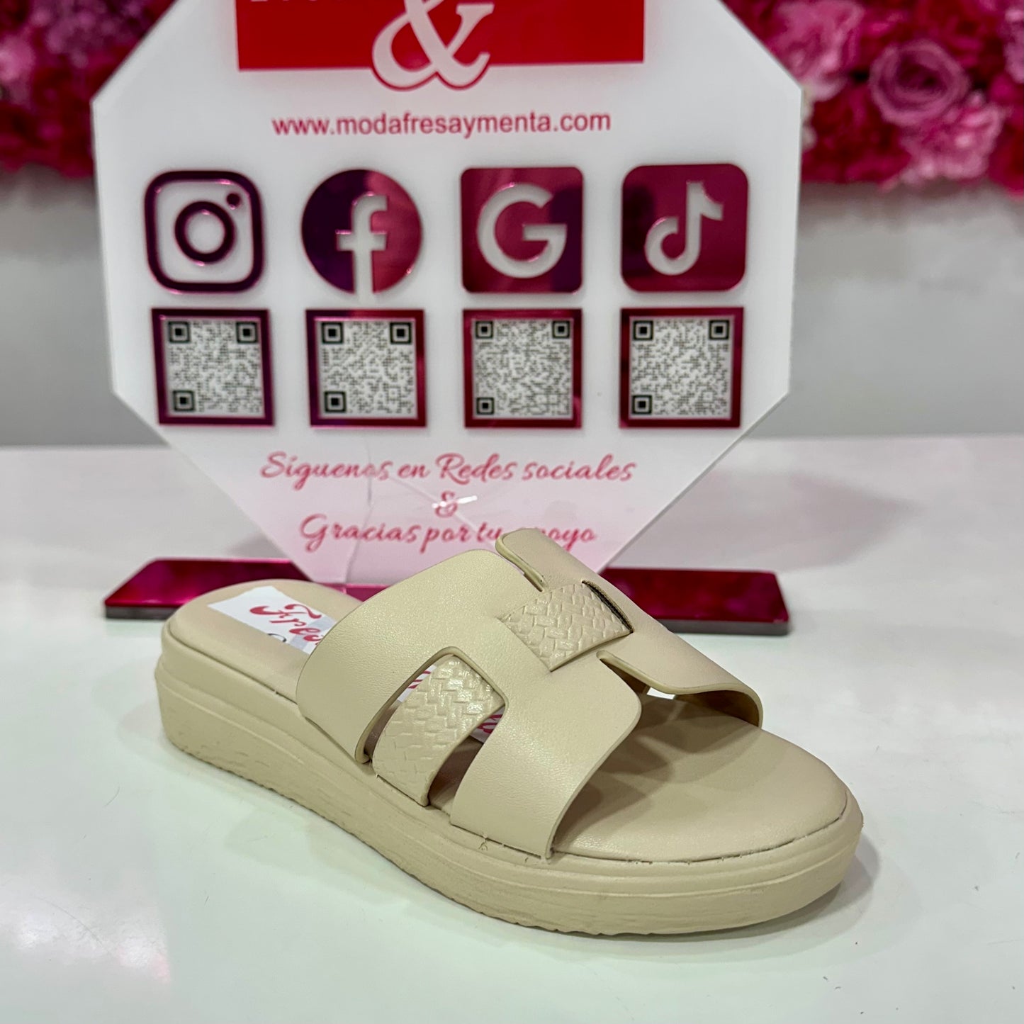 Sandalia