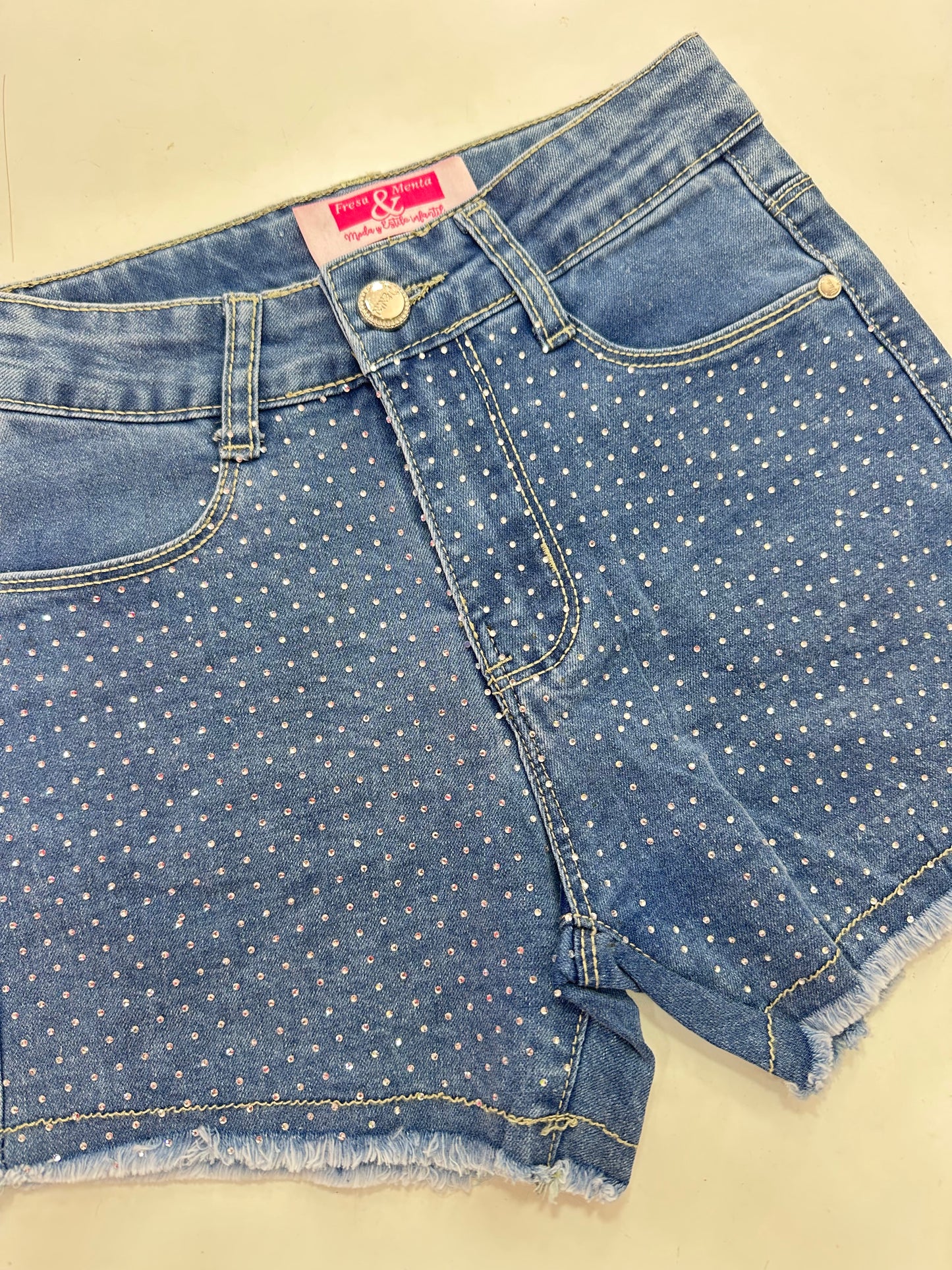 Conjunto short chaleco pedrería