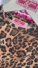 Cargar y reproducir el video en el visor de la galería, Conjunto raya animal print
